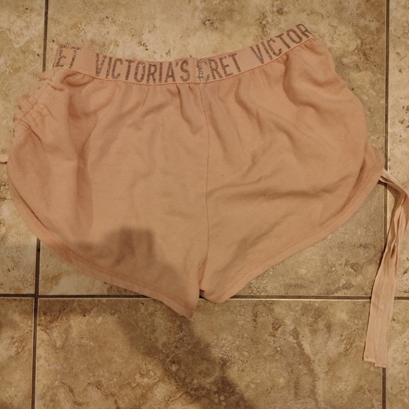 Victoria's Secret Pink Women's Shorts - Picture 1 of 8
